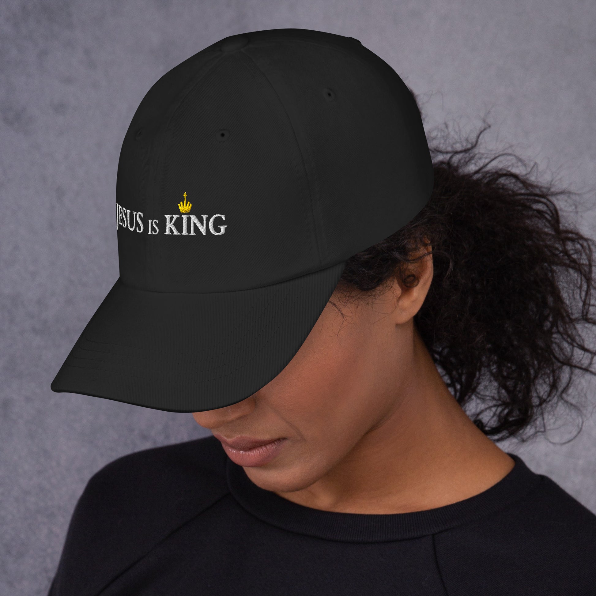 JESUS is KING - Dad-Hat DE dunkles Design ${variant-option} faith design by The Light of Life