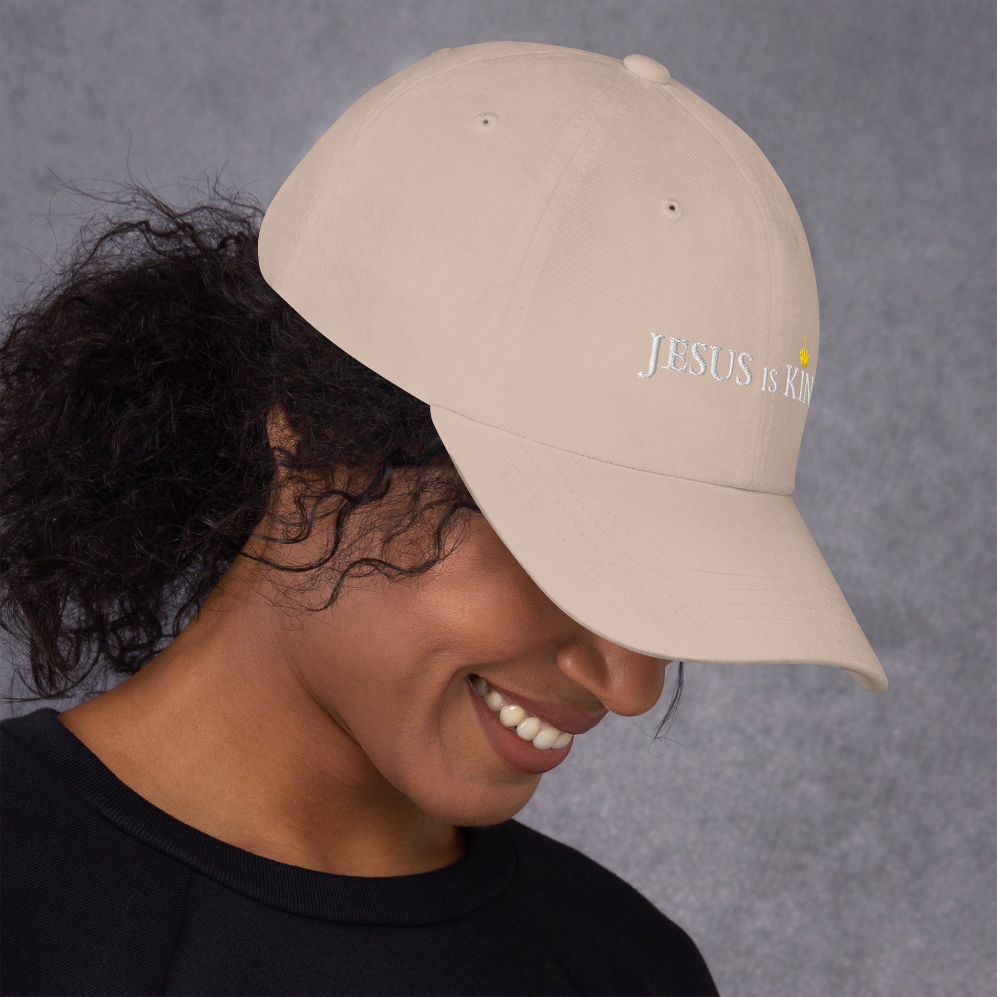 JESUS is KING - Dad-Hat DE dunkles Design ${variant-option} faith design by The Light of Life