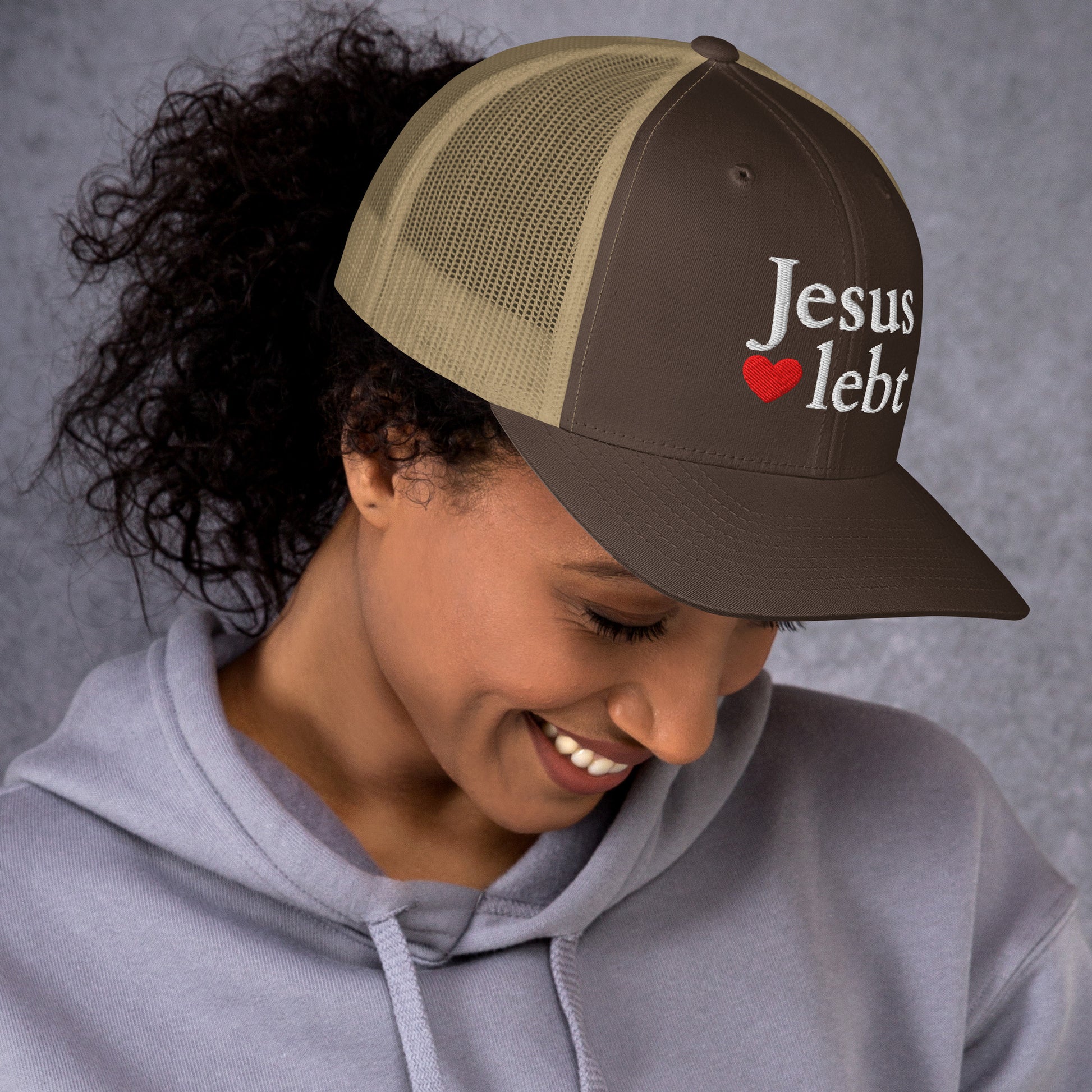 Jesus lebt - Trucker-Cap DE faith design by The Light of Life