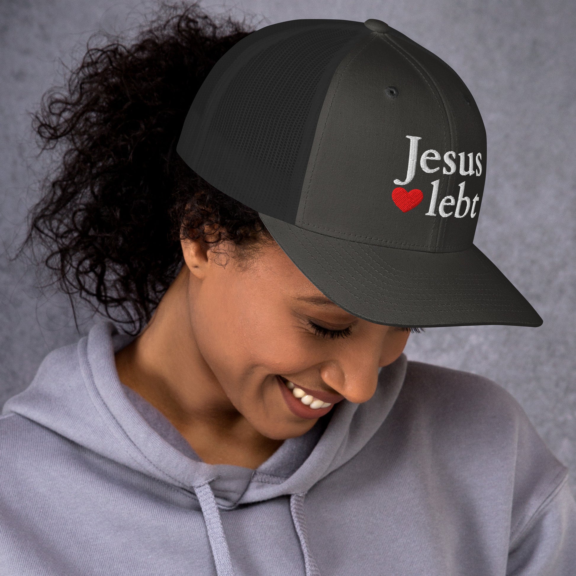 Jesus lebt - Trucker-Cap DE faith design by The Light of Life