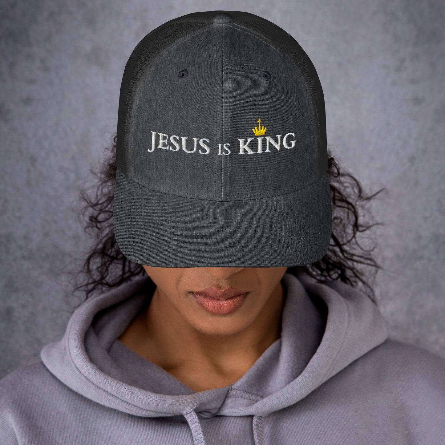 JESUS is KING - Trucker-Cap DE dunkles Design faith design by The Light of Life