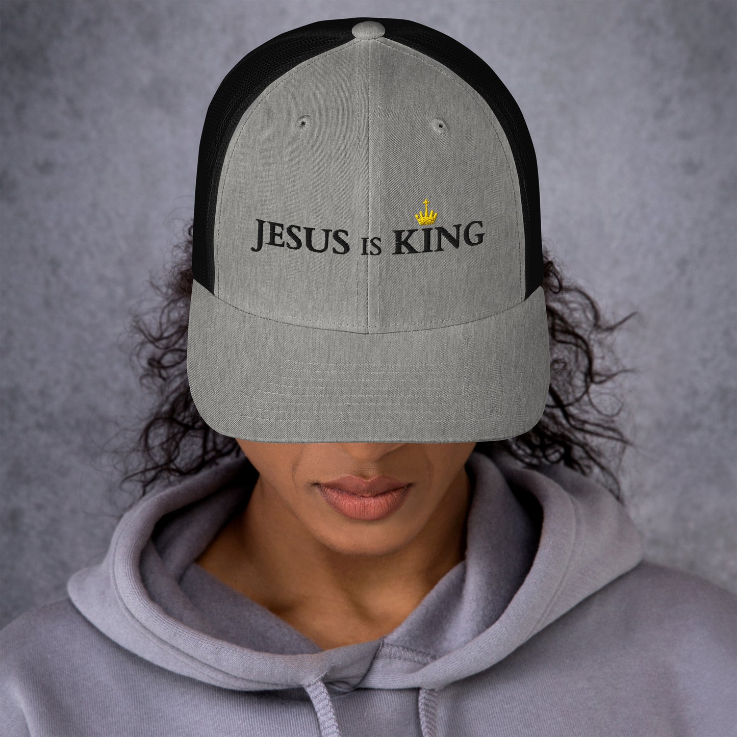 JESUS is KING - Trucker-Cap DE helles Design faith design by The Light of Life