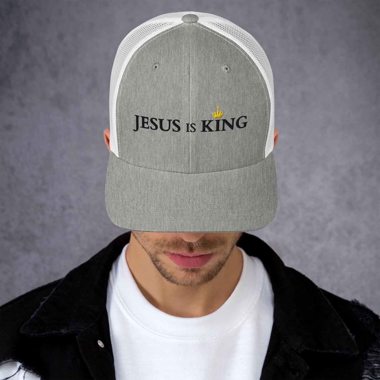 JESUS is KING - Trucker-Cap DE helles Design faith design by The Light of Life