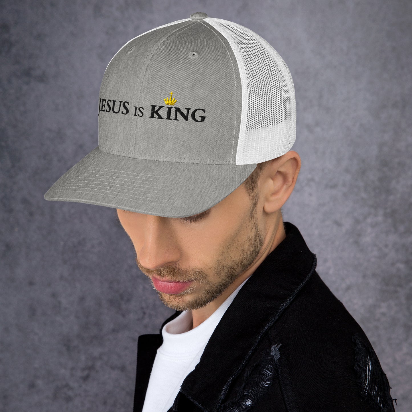 JESUS is KING - Trucker-Cap DE helles Design faith design by The Light of Life