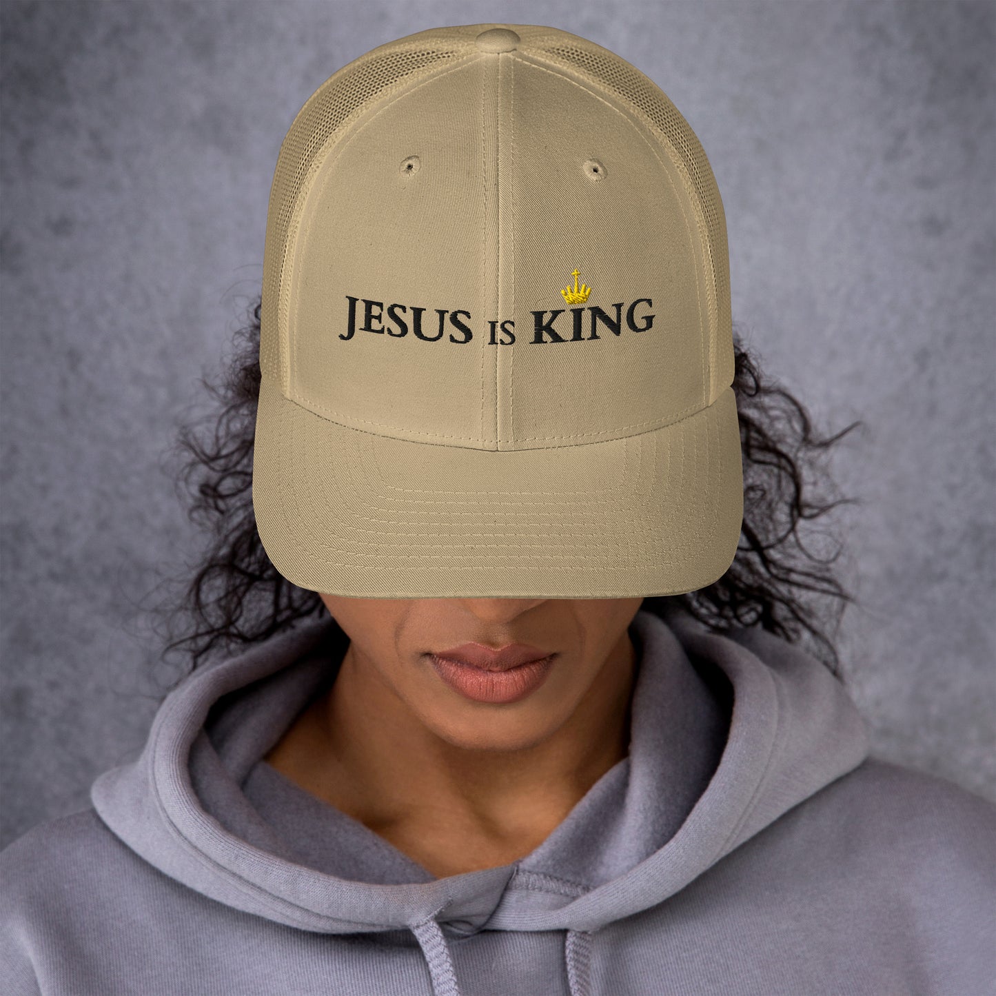 JESUS is KING - Trucker-Cap DE helles Design faith design by The Light of Life