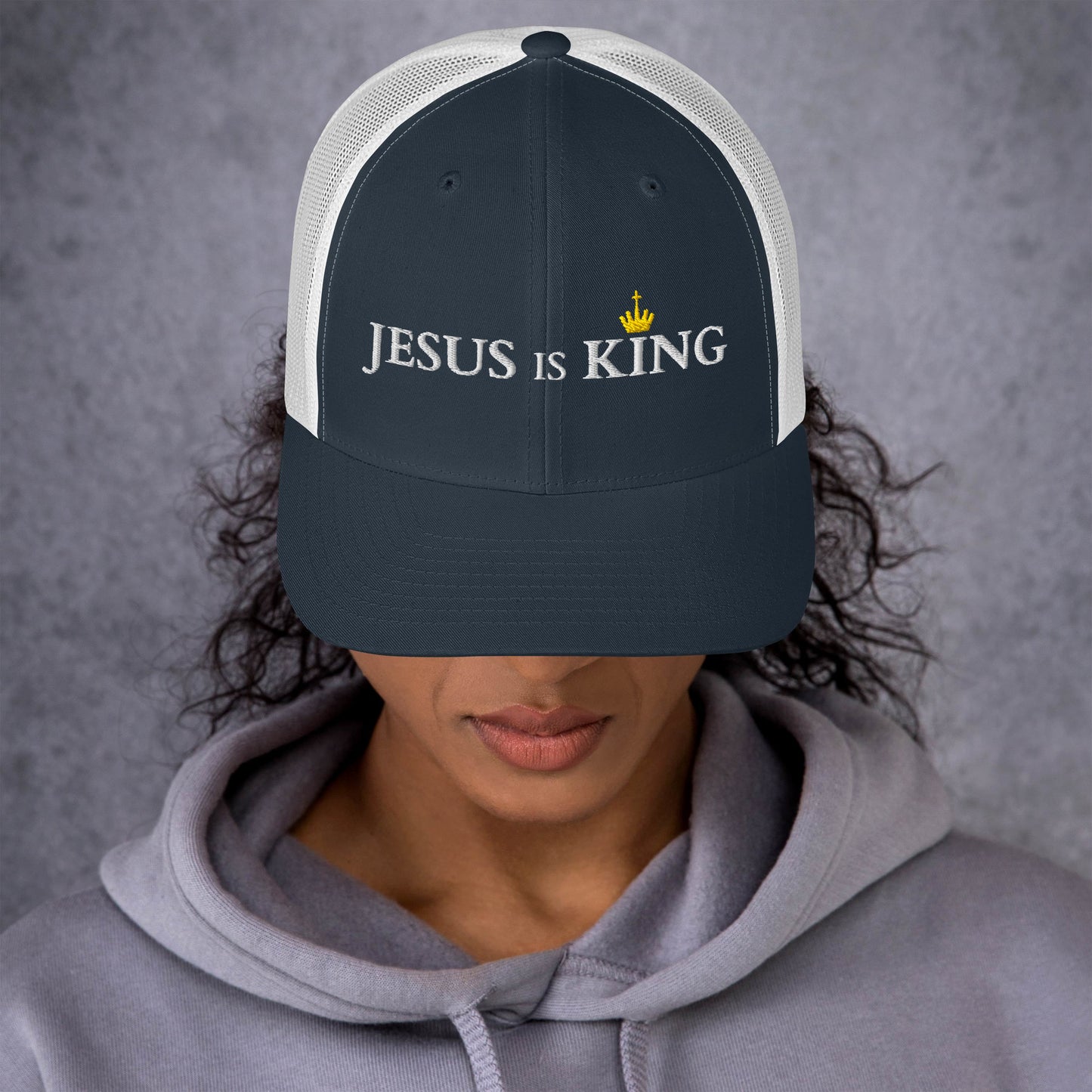 JESUS is KING - Trucker-Cap DE dunkles Design faith design by The Light of Life